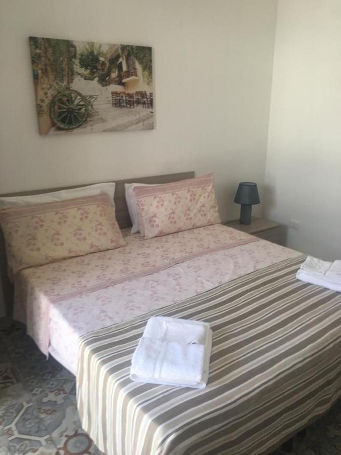 B&B Ornella Leverano Bagian luar foto