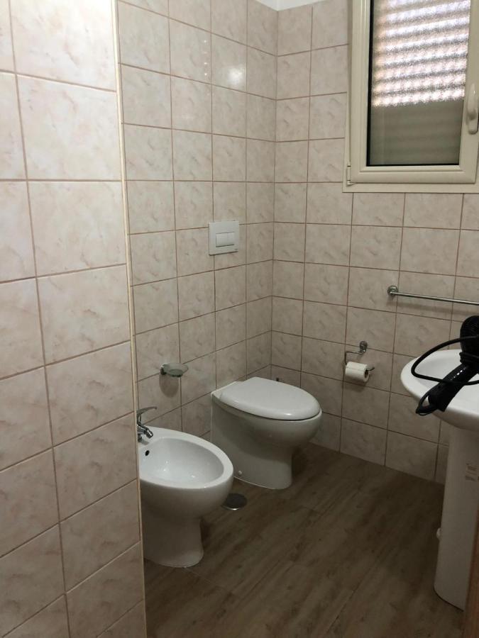 B&B Ornella Leverano Bagian luar foto